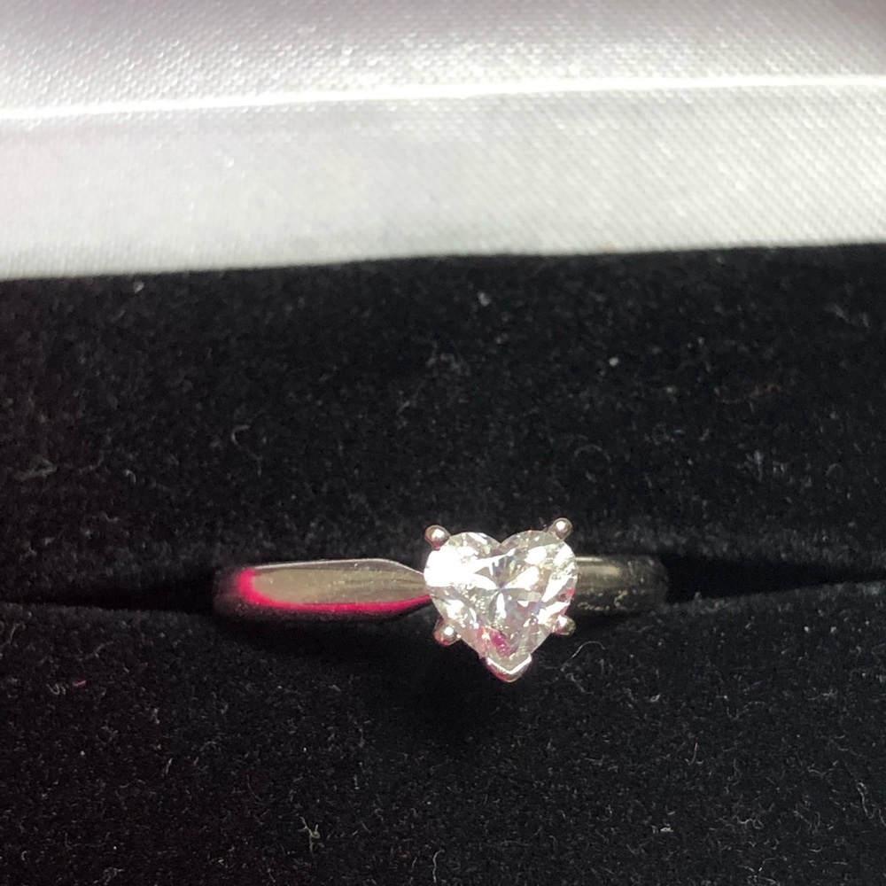 Diamond Heart Ring - image 4